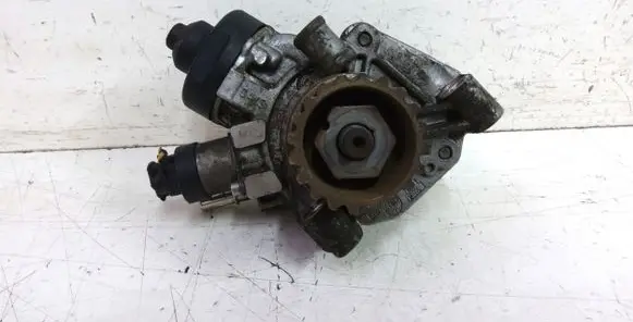 Mercedes-Benz Citan W415 Fuel injection high pressure pump 0445010704