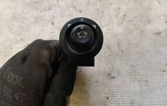 Ford Transit Wing mirror switch 93BG17B676BB