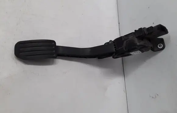 Volvo XC60 Accelerator throttle pedal 31329062