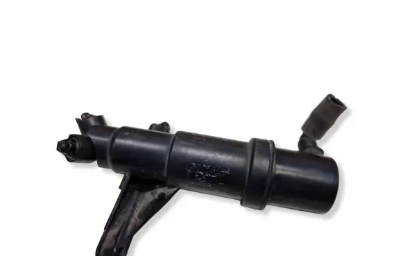 BMW 5 E60 E61 Headlight washer spray nozzle 