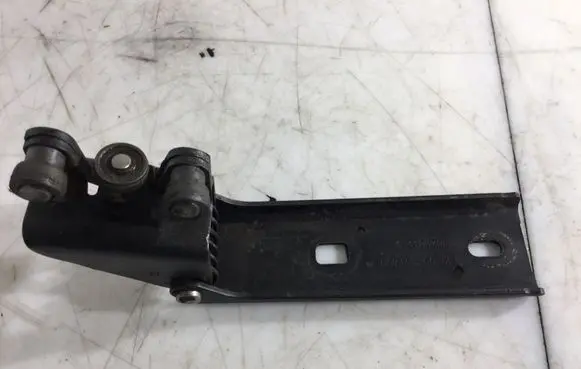 Renault Trafic II (X83) Sliding door middle roller runner 312372E 657150903