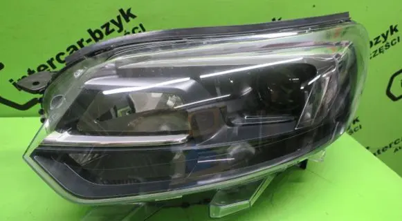 Opel Vivaro Headlight/headlamp