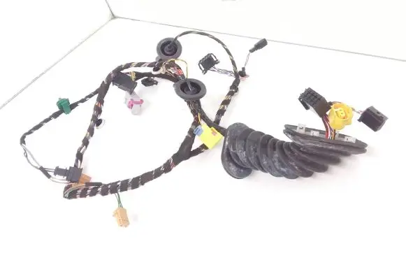 Skoda Octavia Mk2 (1Z) Front door wiring loom 1Z0120GG