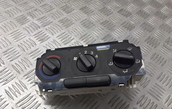 Opel Astra G Interior fan control switch 13200652