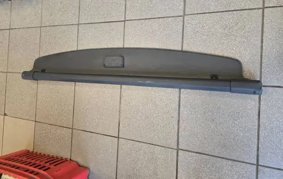 Volkswagen Touran I Parcel shelf load cover 1T0867871