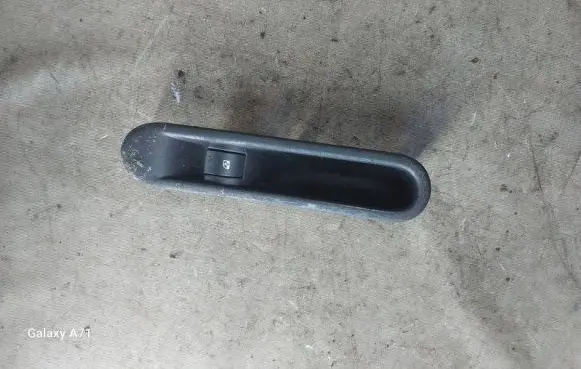 Renault Espace - Grand espace IV Electric window control switch 8200012263 31144M