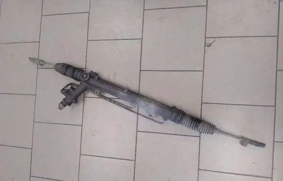 BMW 1 E81 E87 Steering rack 676380707