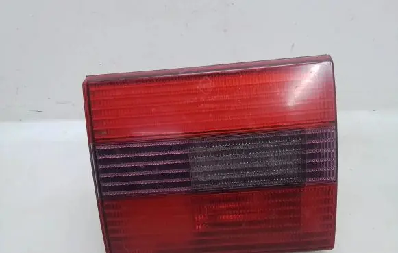 Volkswagen PASSAT B4 Tailgate rear/tail lights 3A9945259