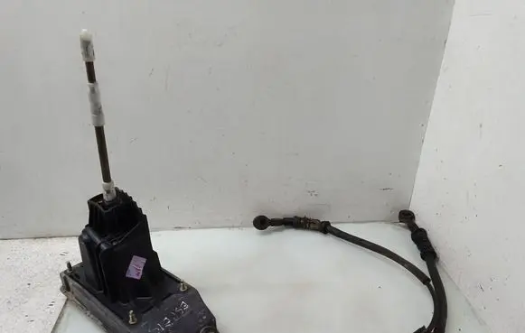 Renault Espace - Grand espace IV Gear shifter/selector 3832120