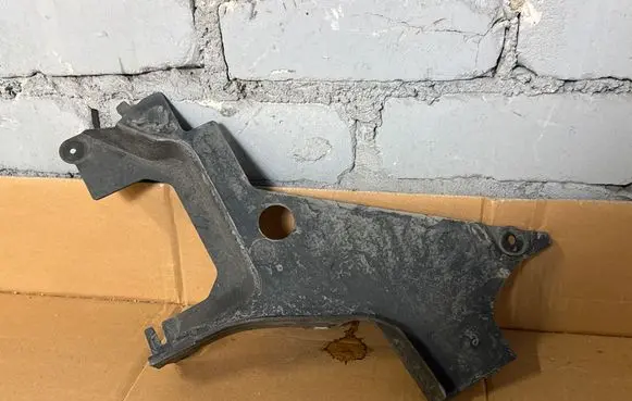 BMW i4 Rear door wind deflector 8738052 5677210