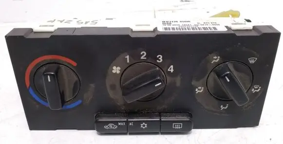 Opel Zafira A Climate control unit B5690 570979 B5690979