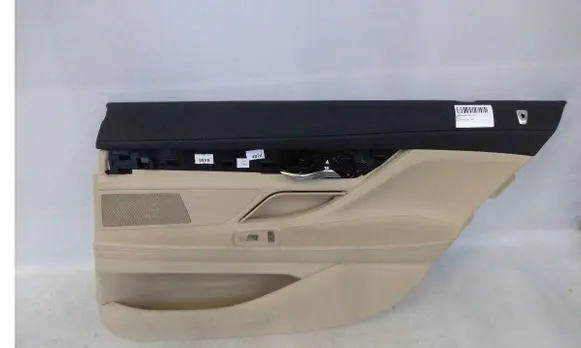 BMW 7 G11 G12 Rear door card panel trim