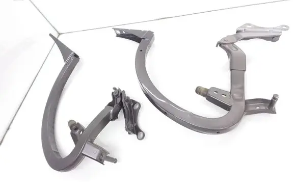 Audi A6 S6 C7 4G Tailgate/trunk/boot hinge 4G5827301B 4G5827302B