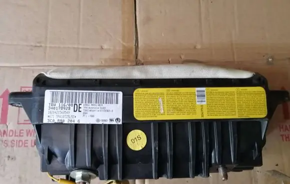 Volkswagen PASSAT B6 Passenger airbag 34017892B 3C0880204G 1028421560549