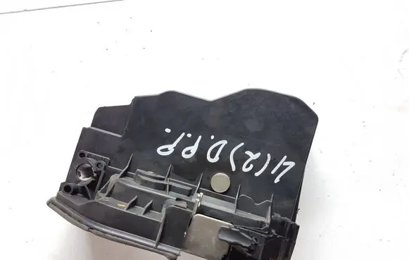 BMW 4 F36 Gran coupe Front door lock 7202150
