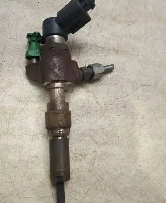 Citroen C4 II Picasso Fuel injector 50274V05 9802448680