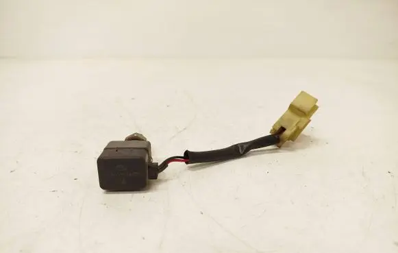 Hyundai Matrix Brake pedal sensor switch 9384038000