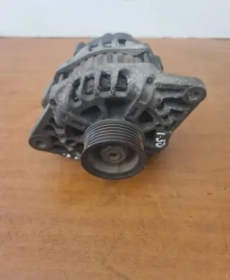 Hyundai i30 Generator/alternator 373002B101 135V90A 2655447