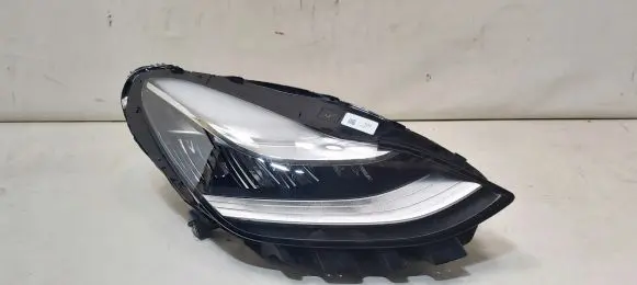 Tesla Model 3 Headlight/headlamp 107737600C