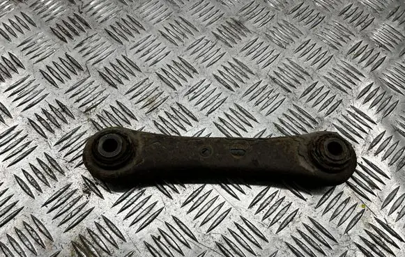 Rear control arm