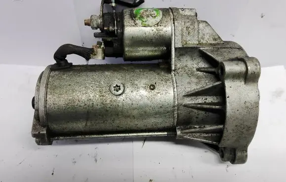 Peugeot 1007 Starter motor
