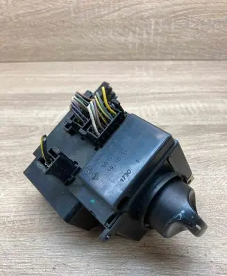 Mercedes-Benz A W168 Light switch 1685450104 501733 Used