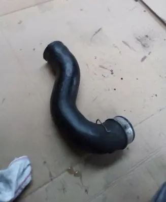 Mercedes-Benz Vito Viano W639 Intercooler hose/pipe A6395281682