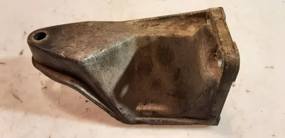 Audi 80 90 B3 Rear differential/diff mount bracket 893599132