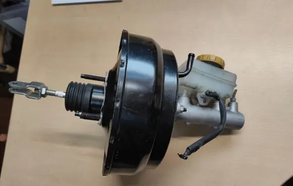 Subaru Forester SG Master brake cylinder 86406404