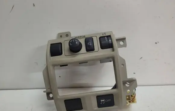 Subaru Outback Wing mirror switch 83061AJ000