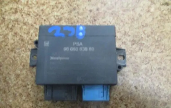Peugeot 5008 Parking PDC control unit/module 966666380PSA