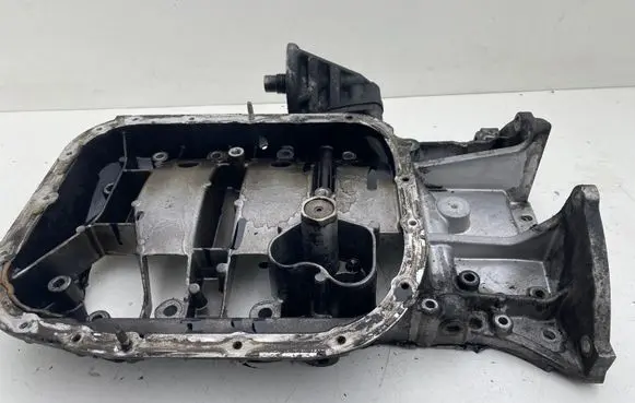 Toyota Avensis T250 Oil sump