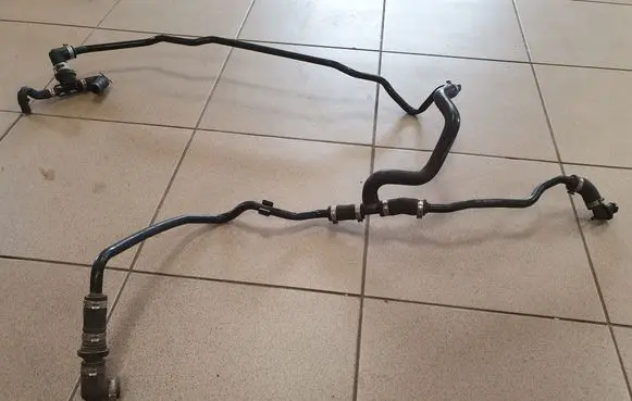 Audi A8 S8 D4 4H Vacuum line/pipe/hose 