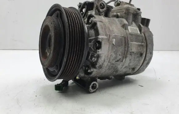 Audi A8 S8 D2 4D Air conditioning (A/C) compressor (pump)