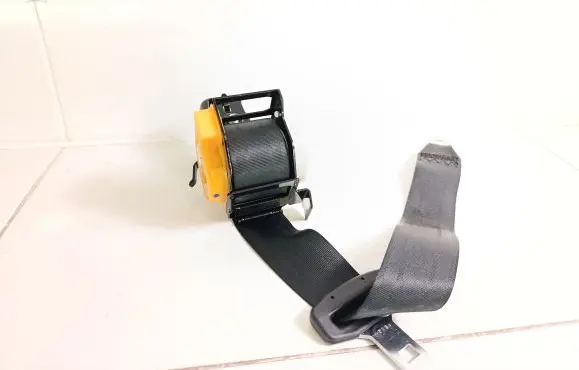 Mazda CX-5 Rear seatbelt E40641084