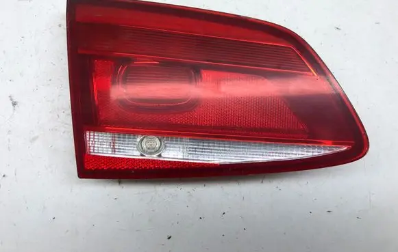 Volkswagen PASSAT B7 Tailgate rear/tail lights 3AF945093B