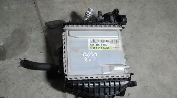Mercedes-Benz E W213 Intercooler radiator A6540103403