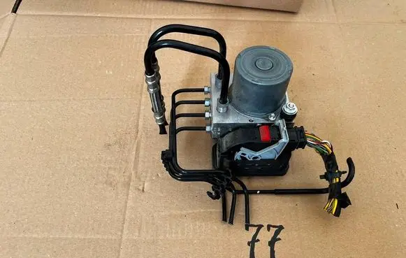 Jaguar XF X260 ABS Pump GX6314F447AG