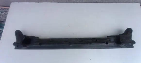 Front bumper foam support bar