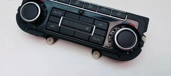Volkswagen Eos Climate control unit 5K0907044AJ
