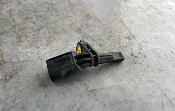 Audi A3 S3 8P ABS brake wheel speed sensor 7h0927803
