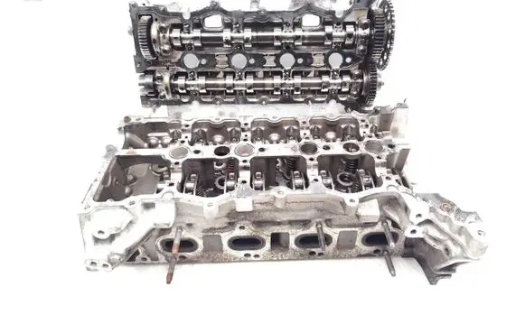 Nissan Navara D23 Engine head 110422750R 130C07155R