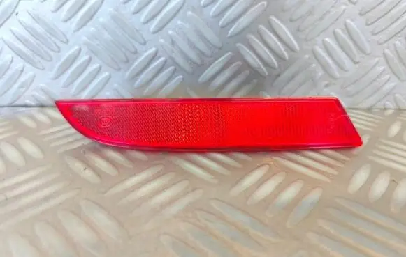 Alfa Romeo Giulietta Rear tail light reflector 50522975