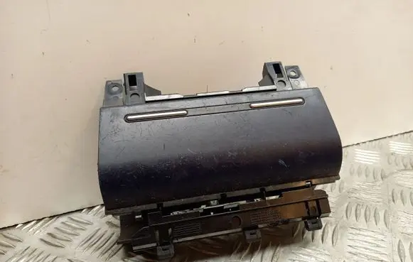 Audi A4 S4 B7 8E 8H Ashtray (front) 8E0857951F