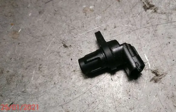 Mercedes-Benz C W204 Crankshaft position sensor A2729050043