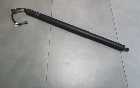 Audi Q8 Shock absorber/damper mounting bracket 4M8827851H