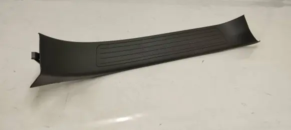 Mercedes-Benz GLS X166 Rear sill trim cover A1666800304