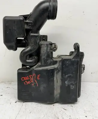 Intake resonator