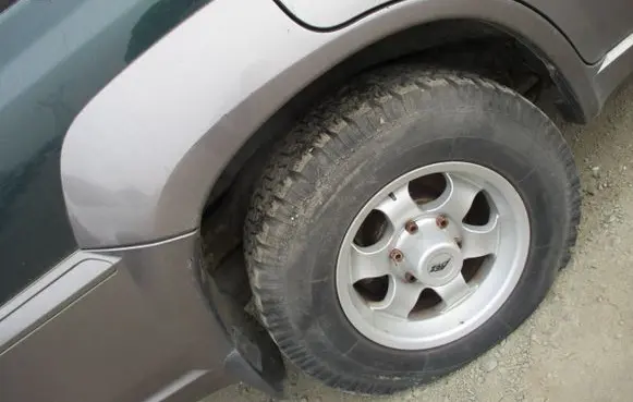 Hyundai Terracan Rear arch trim