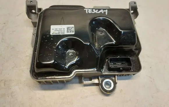Tesla Model Y Comfort/convenience module 1583991-10-D-JLK01